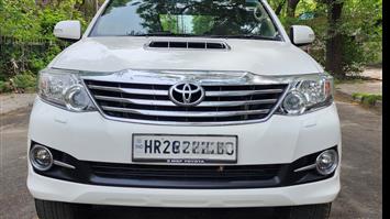 2015 Toyota Fortuner 4X2 Petrol