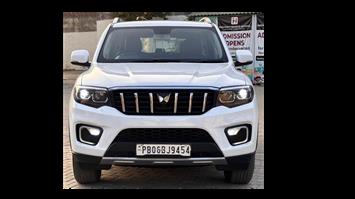 2025 Mahindra SCORPION Z8s 4*2 Diesel